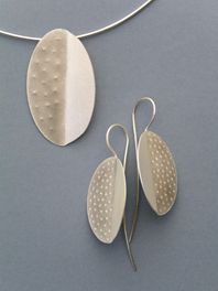 Folded earring and necklace