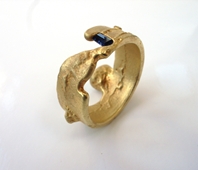 freeform ring with sapphire