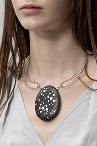 Contrast Necklace VIII