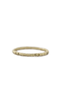 Yellow gold scattered eternity ring with 16 yellow diamonds