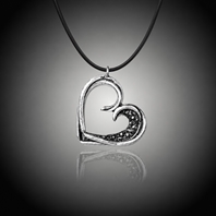 Wave heart pendant